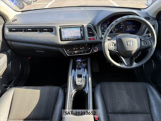 Honda VEZEL 2015-04 8317868-1