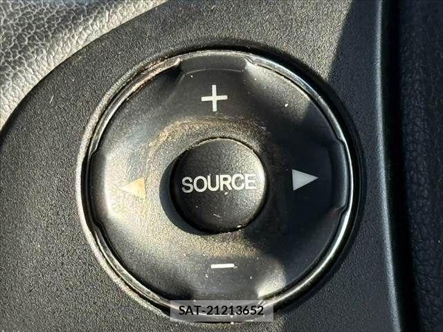 Honda VEZEL 2015-04 8317868-26
