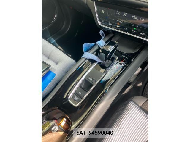 Honda VEZEL 2018-02 8317860-11