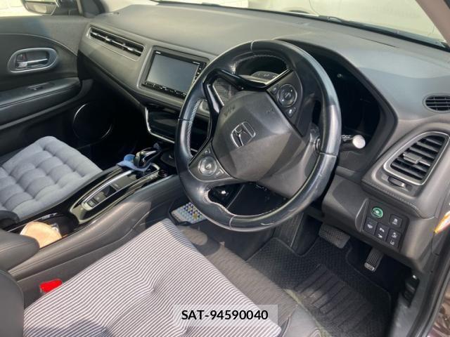 Honda VEZEL 2018-02 8317860-6