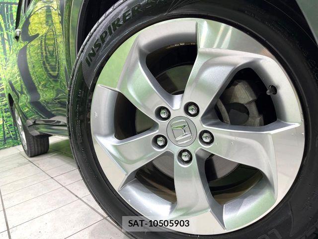 Honda VEZEL 2013-12 8317866-12