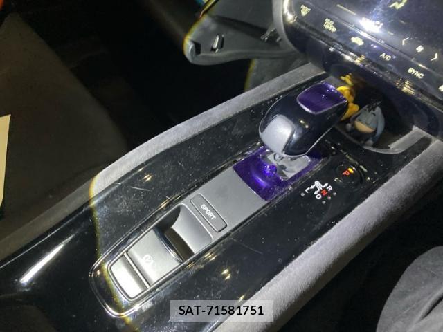 Honda VEZEL 2016-03 8317853-14