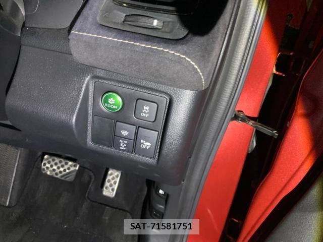 Honda VEZEL 2016-03 8317853-6