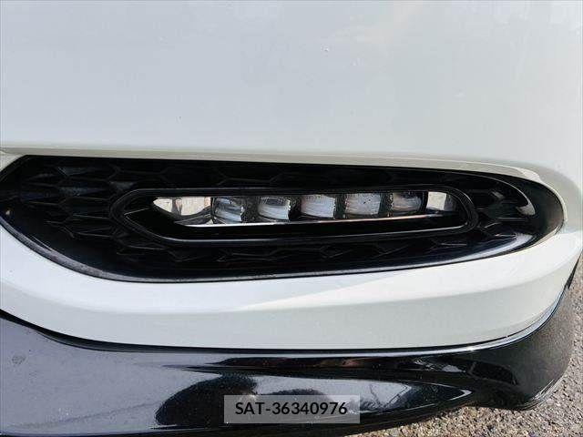 Honda VEZEL 2016-06 8317855-22