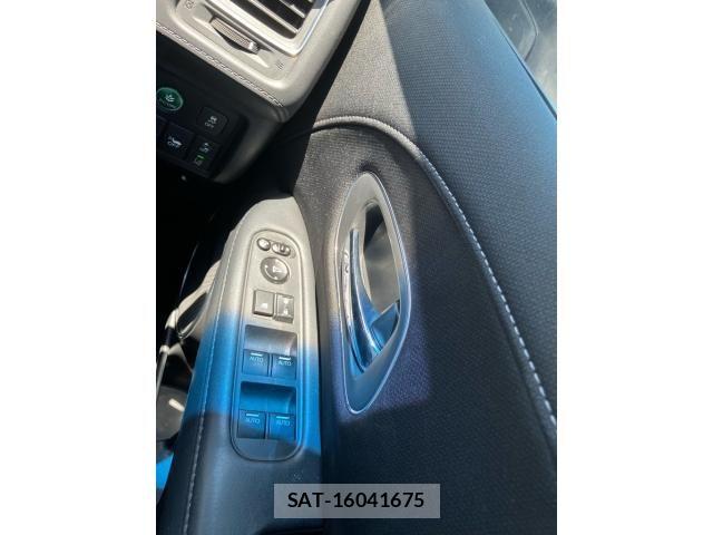 Honda VEZEL 2016-06 8317864-18