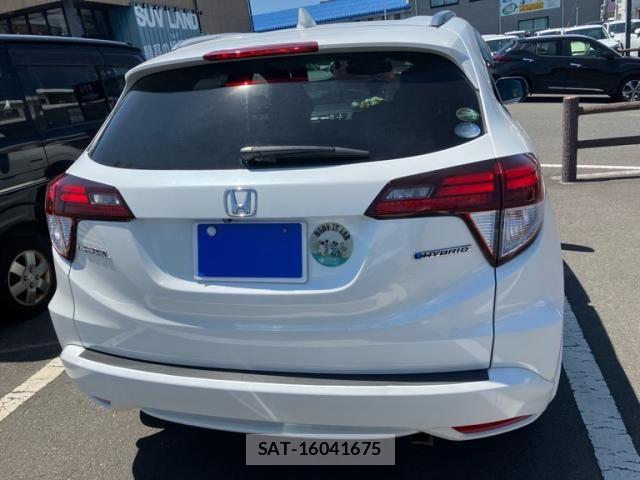 Honda VEZEL 2016-06 8317864-1