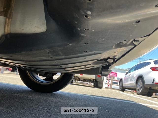Honda VEZEL 2016-06 8317864-25