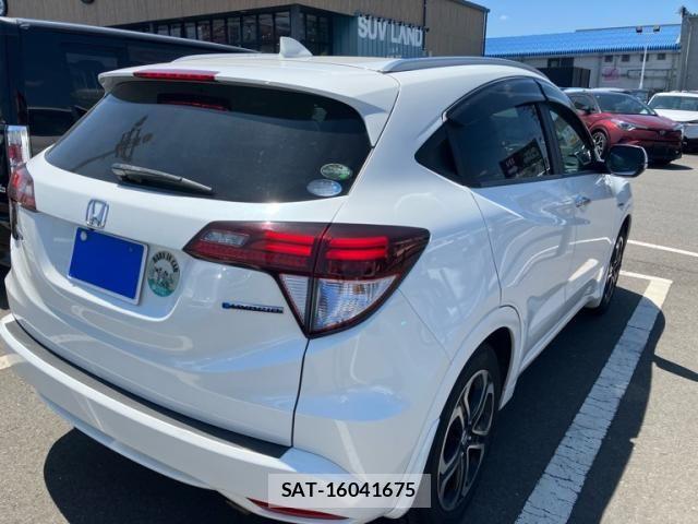 Honda VEZEL 2016-06 8317864-4