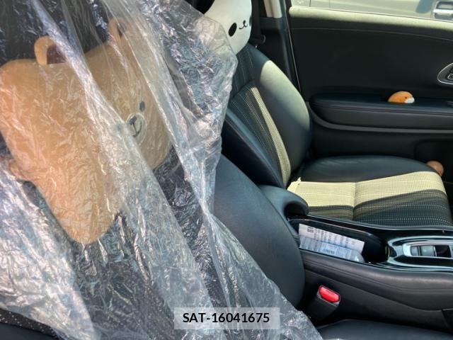 Honda VEZEL 2016-06 8317864-8