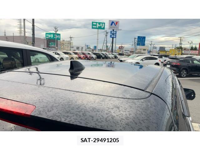 Honda VEZEL 2014-03 8317863-9