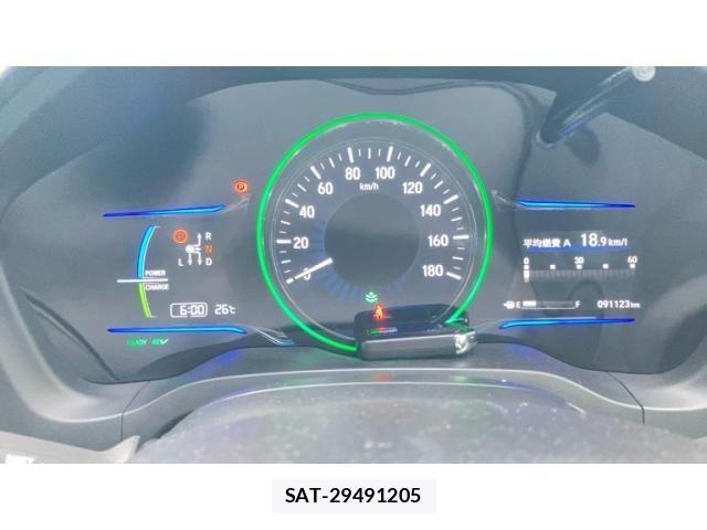 Honda VEZEL 2014-03 8317863-24