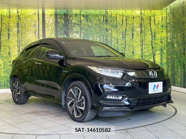 Honda VEZEL 2018-07 8317852-15