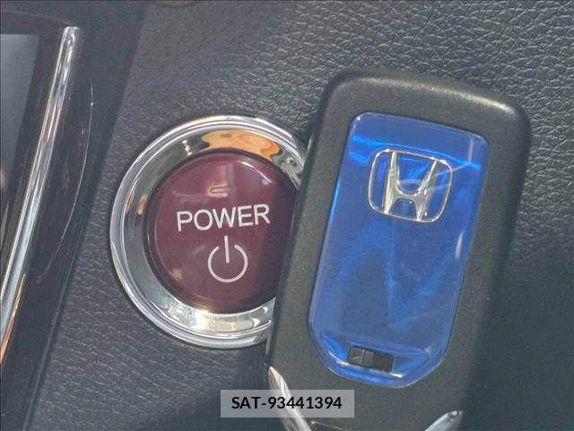 Honda VEZEL 2015-08 8338368-9