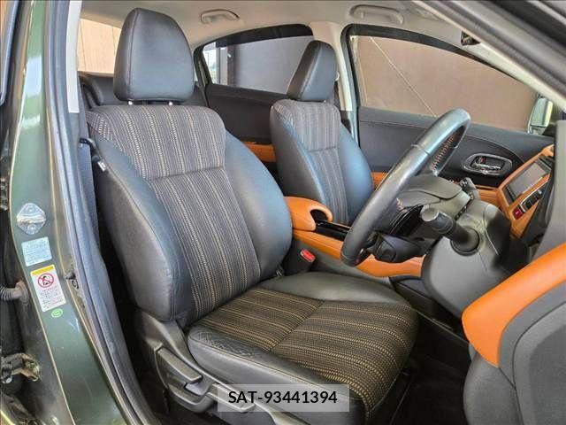 Honda VEZEL 2015-08 8338368-10
