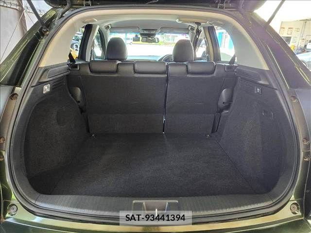 Honda VEZEL 2015-08 8338368-12