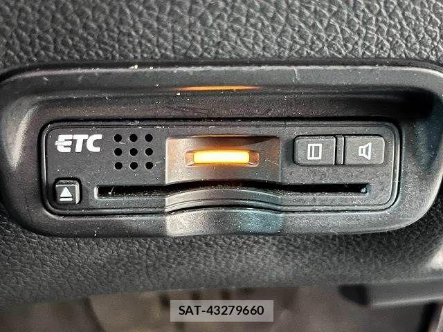 Honda VEZEL 2014-12 8338367-9