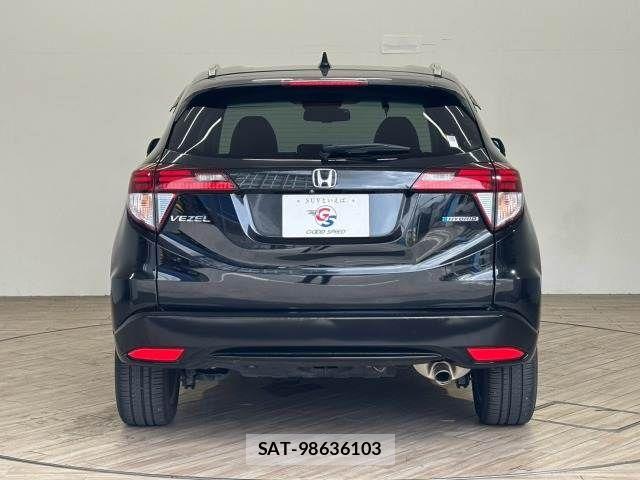 Honda VEZEL 2014-12 8335030-15