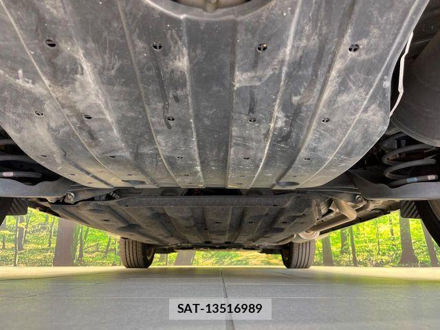 Honda VEZEL 2019-10 8338364-18