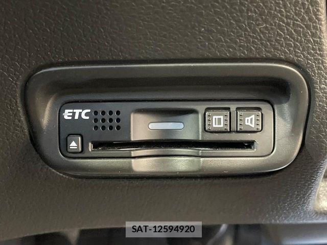 Honda VEZEL 2016-08 8334932-6