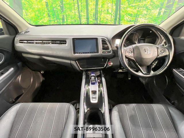 Honda VEZEL 2016-11 8338370-1