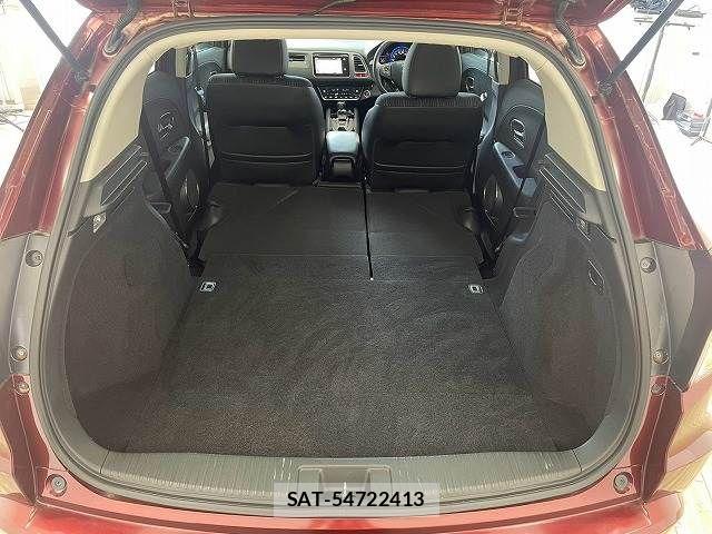 Honda VEZEL 2014-03 8338369-11