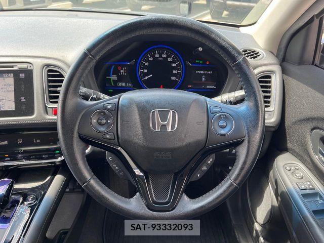 Honda VEZEL 2014-04 8355850-10