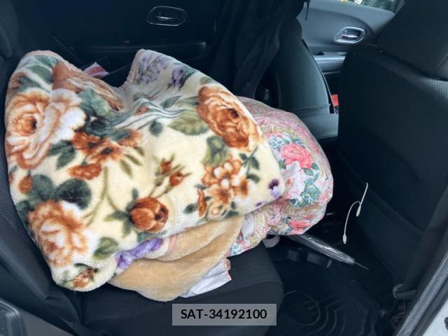 Honda VEZEL 2014-05 8355851-11