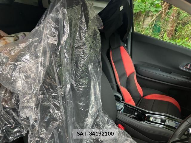 Honda VEZEL 2014-05 8355851-16
