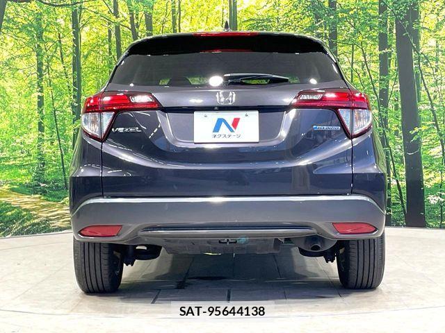 Honda VEZEL 2015-08 8355848-14