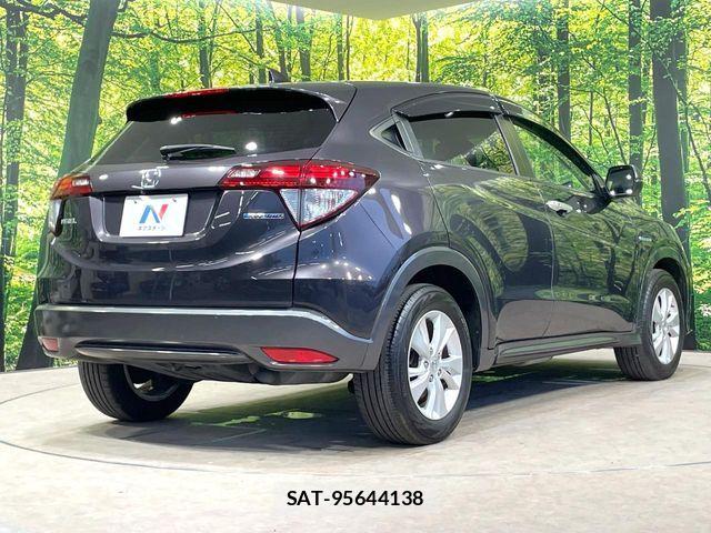 Honda VEZEL 2015-08 8355848-16