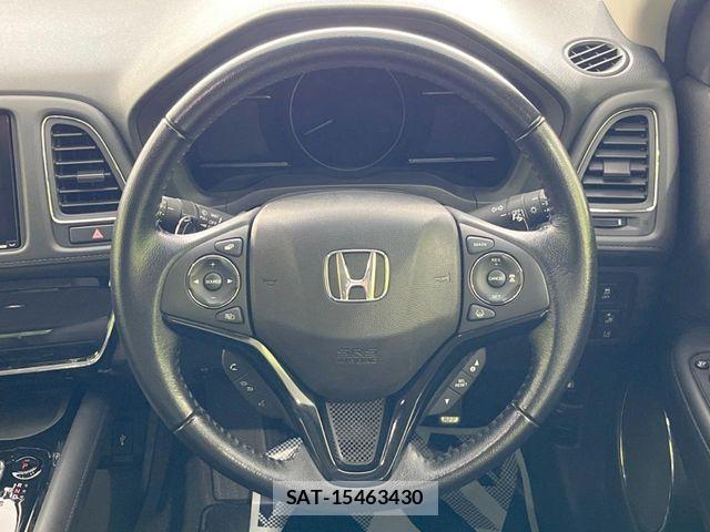 Honda VEZEL 2018-03 8355847-10