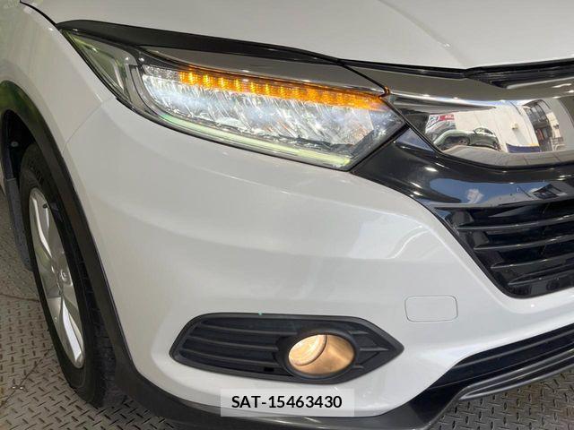 Honda VEZEL 2018-03 8355847-11