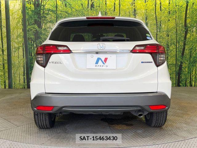 Honda VEZEL 2018-03 8355847-14