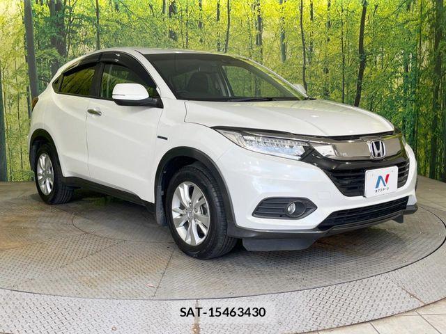 Honda VEZEL 2018-03 8355847-15