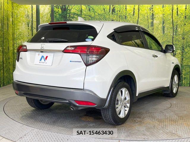 Honda VEZEL 2018-03 8355847-16