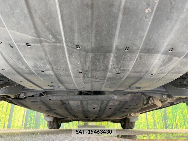 Honda VEZEL 2018-03 8355847-18