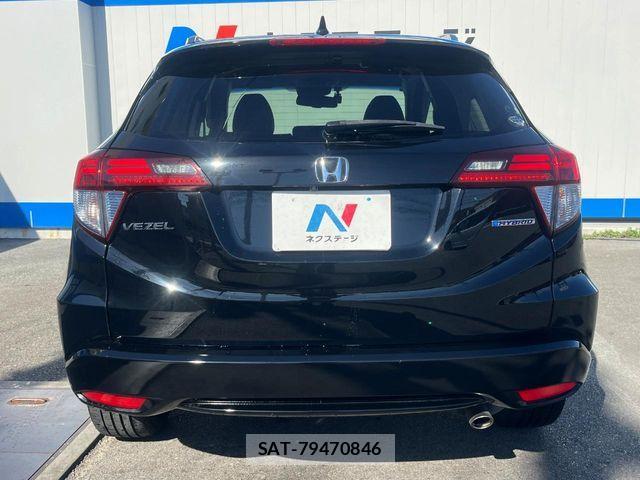 Honda VEZEL 2017-02 8355844-15