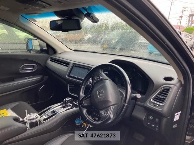 Honda VEZEL 2018-05 8355846-8