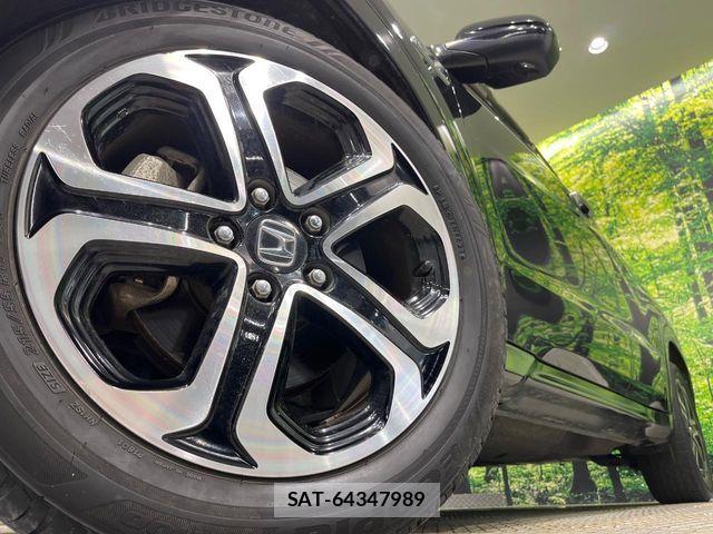 Honda VEZEL 2015-09 8355849-13