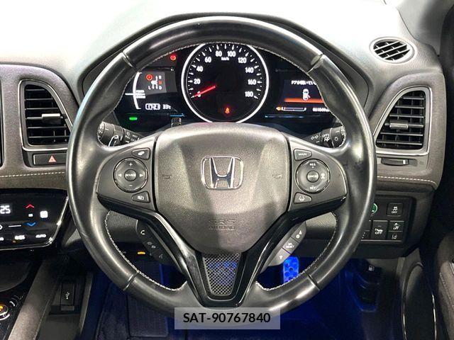 Honda VEZEL 2017-07 8355845-10