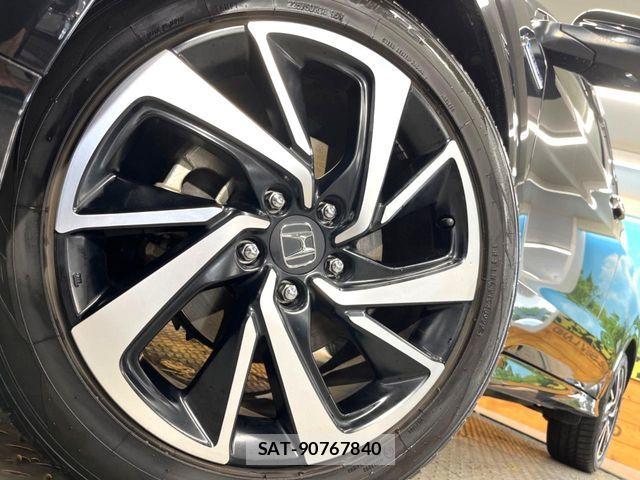 Honda VEZEL 2017-07 8355845-12