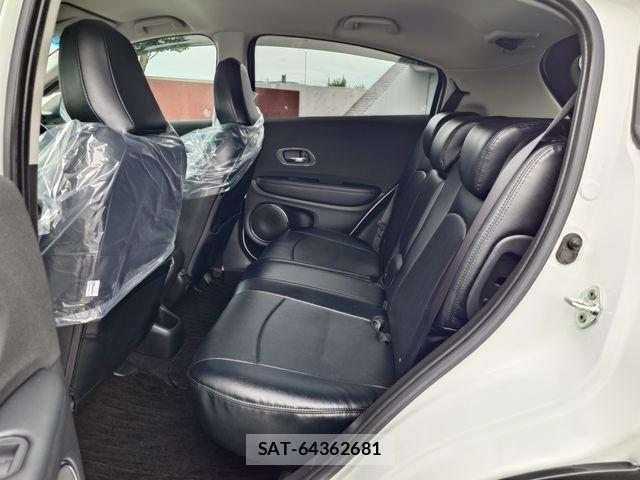 Honda VEZEL 2018-03 8369587-21