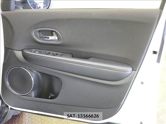 Honda VEZEL 2020-07 8369583-17
