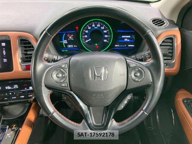 Honda VEZEL 2015-12 8369594-10