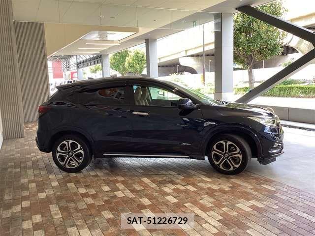 Honda VEZEL 2018-02 8369584-3