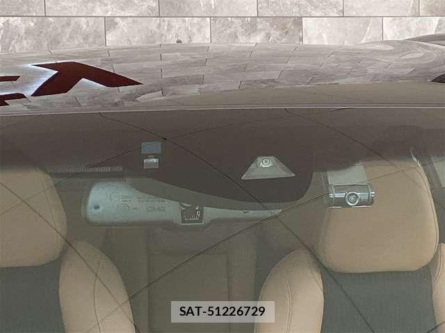 Honda VEZEL 2018-02 8369584-6