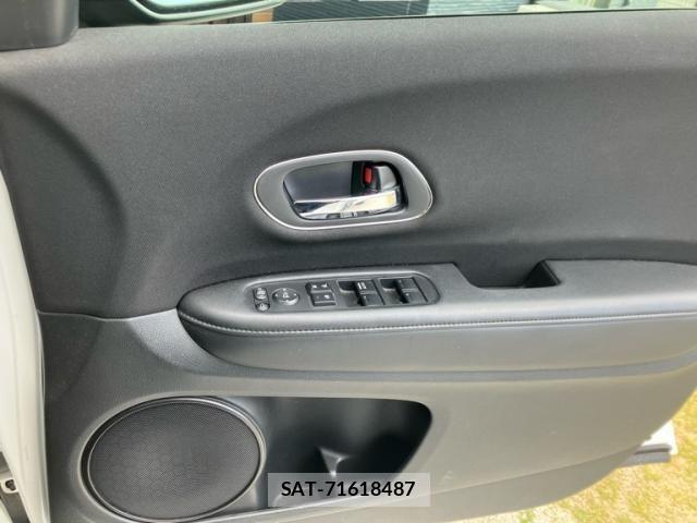 Honda VEZEL 2014-03 8369593-12