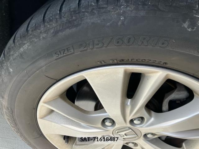 Honda VEZEL 2014-03 8369593-3