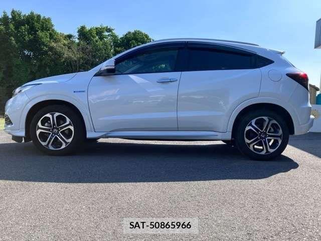 Honda VEZEL 2019-05 8369582-11