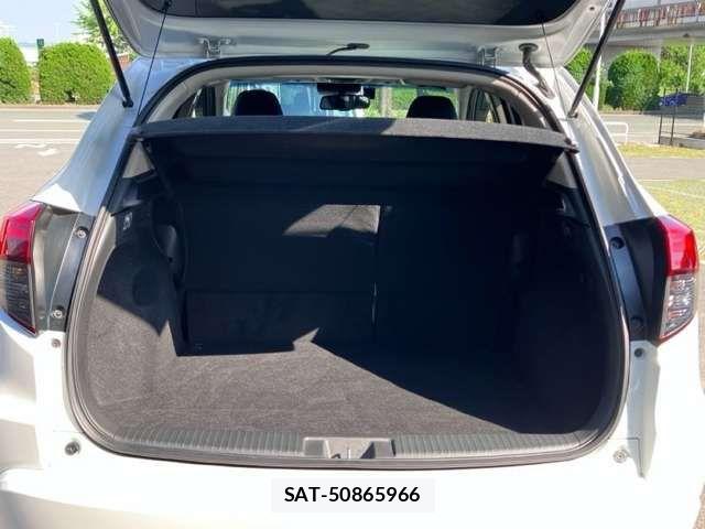 Honda VEZEL 2019-05 8369582-18